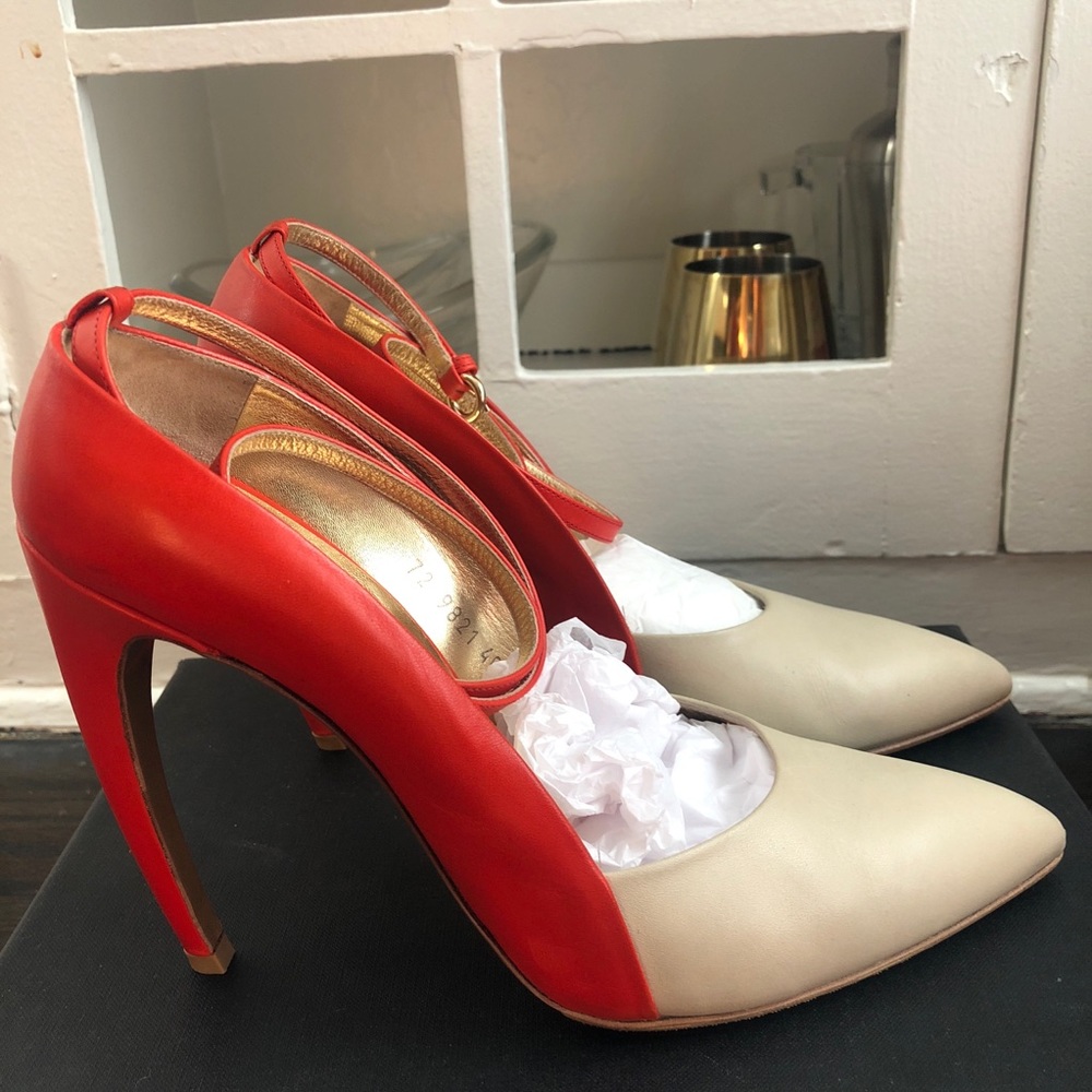 Walter Steiger Mary Jane Heels